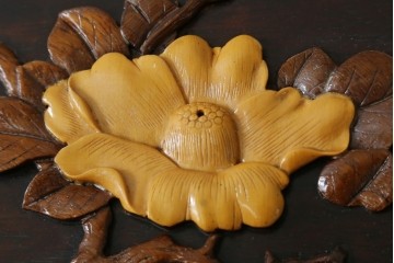 和製ヴィンテージ　超美品　民芸家具　総紫檀(シタン)彫刻　花鳥図と龍の総彫りが高級感たっぷりなガラス天板付き座卓　(R-083418)
