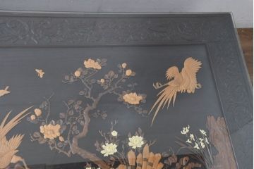 中古　超美品　民芸家具　総紫檀(シタン)彫刻　花鳥図と龍の総彫りが高級感たっぷりなガラス天板付き座卓(ローテーブル、センターテーブル、リビングテーブル)(R-083418)