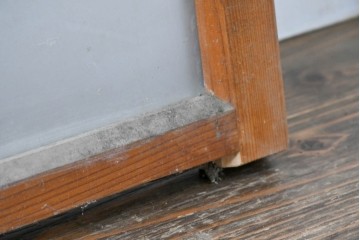 アンティーク建具　昭和初期　すっきりとした桟組みの横長ガラス窓2枚セット　(R-083419)