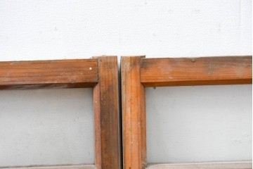 アンティーク建具　昭和初期　大正ロマンを思わせる佇まいのガラス窓2枚セット　(R-083420)