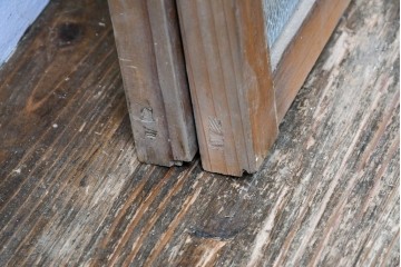 アンティーク建具　昭和初期　大正ロマンを思わせる佇まいのガラス窓2枚セット　(R-083420)