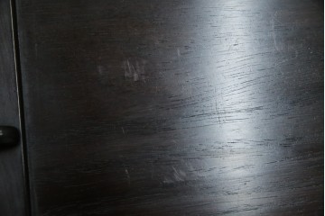 和製ビンテージ　超美品!!　唐木材　繊細な透かし彫りが魅せる格調高き八足中卓　定価約20万円　(R-083421)