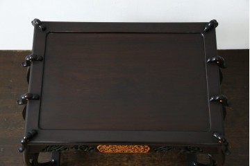 和製ビンテージ　超美品!!　唐木材　繊細な透かし彫りが魅せる格調高き八足中卓　定価約20万円　(R-083421)