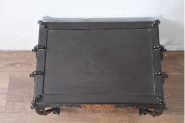 和製ビンテージ　超美品!!　唐木材　繊細な透かし彫りが魅せる格調高き八足中卓(花台、飾り台、サイドテーブル、ヴィンテージ)(定価約20万円)(R-083421)