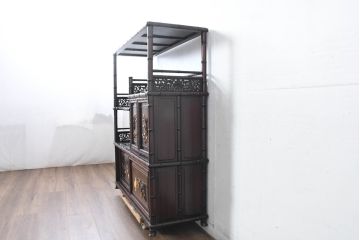 和製ビンテージ　超美品　シタン(紫檀)材　竹の意匠と花鳥彫刻の最高級飾り棚(茶棚、茶箪笥、収納棚、飾り棚、戸棚、サイドボード、ヴィンテージ)(定価約200万円)(R-083422)