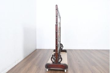 和製ビンテージ　超美品　最高級　シタン(紫檀)材とカリン(花梨)材　鳥眼杢を背景に竹の意匠と花蝶図の彫刻が映える雅な衝立て(衝い立て、パーテーション、仕切り、ヴィンテージ)(R-083423)