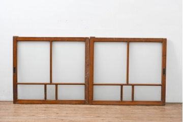 アンティーク建具　落ち着いた和の雰囲気を演出できる窓2枚セット(引き戸、ガラス窓)(R-083431)
