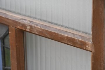 和製アンティーク　大正ロマン　芸術作品として観賞用にもぴったりの花鳥(木蓮とインコ)を描いたステンドグラス窓2枚セット(建具、明り取り、ガラス戸、ディスプレイ、アート)(R-083435)