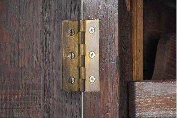 和製アンティーク　大正ロマン　最高級!!　古い洋館から出た素晴らしい作り込みの名品!!格式高い楢(ナラ)材製ニーホールデスク(両袖机、ワークデスク、在宅用、在宅ワーク用)(R-083440)