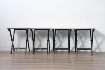 フィリピンビンテージ　パーケットリートップ　収納スタンド付きで使い勝手抜群な折り畳みサイドテーブル4台セット(コーヒーテーブル、ナイトテーブル、花台、飾り台、ヴィンテージ、バラ売り可能)(R-083443)