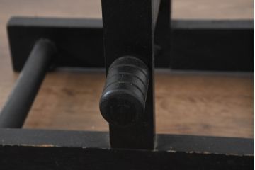 フィリピンビンテージ　パーケットリートップ　収納スタンド付きで使い勝手抜群な折り畳みサイドテーブル4台セット(コーヒーテーブル、ナイトテーブル、花台、飾り台、ヴィンテージ、バラ売り可能)(R-083443)