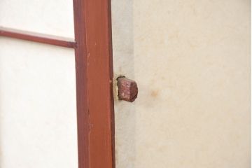 和製アンティーク　趣きある灯りで和の空間を演出する障子張り行灯(行燈、スタンドライト、間接照明、フロアスタンド)(R-083452)
