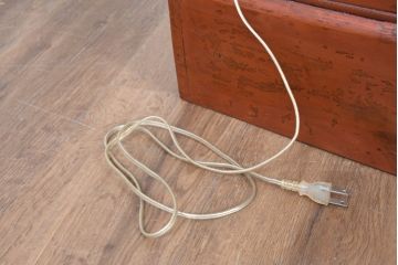 和製アンティーク　趣きある灯りで和の空間を演出する障子張り行灯(行燈、スタンドライト、間接照明、フロアスタンド)(R-083452)