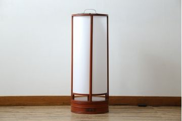 和製アンティーク　漆塗りが美しく和の雰囲気を醸し出す行灯(丸行灯、行燈、照明、フロアスタンド)(R-083453)