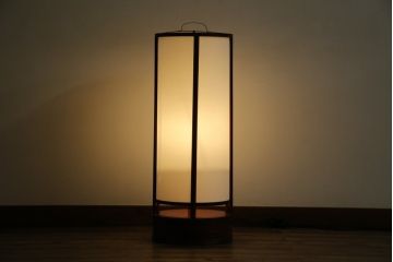 和製アンティーク　漆塗りが美しく和の雰囲気を醸し出す行灯(丸行灯、行燈、照明、フロアスタンド)(R-083453)