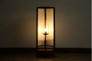 和製アンティーク　漆塗りが美しく和の雰囲気を醸し出す行灯(丸行灯、行燈、照明、フロアスタンド)(R-083453)