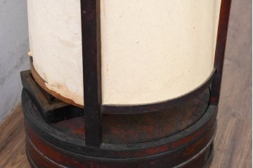 和製アンティーク　穏やかで温もりある光を演出する味わい深い行灯(丸行灯、行燈、照明、フロアスタンド)(R-083454)