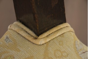 和製アンティーク　大正ロマン　古い洋館で使われていた彫刻入りチェア　(R-083456)