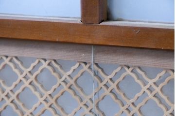 アンティーク建具　両面ガラス組子入り　特大!　伝統工芸の美を感じるガラス欄間1枚(格子欄間、明り取り、明かり取り)(R-083458)
