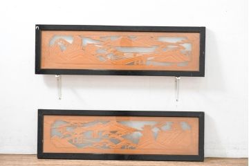 ビンテージ建具　両面ガラス　松の木と古都の情景が素敵な彫刻欄間2枚セット(明かり取り、明り取り、ヴィンテージ)(R-083461)
