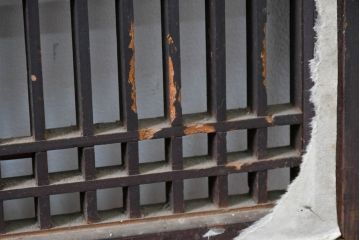 アンティーク建具　経年の味わいが感じられる細桟の美しい格子欄間2枚セット(筬欄間、オサランマ、おさらんま、明かり取り、明り取り)(R-083462)