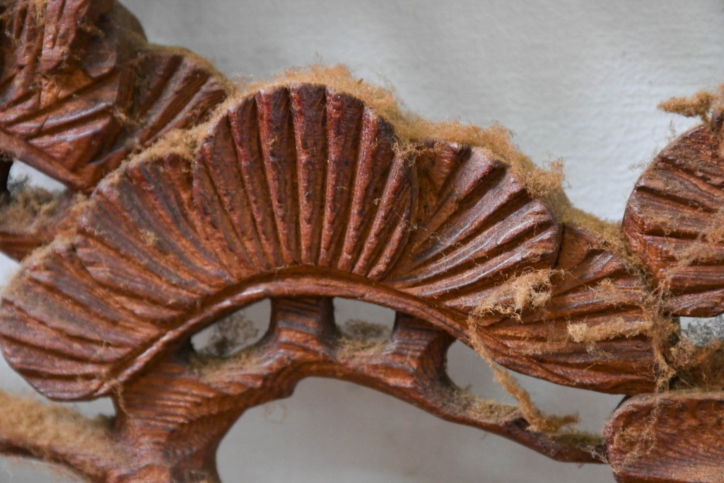 アンティーク建具　昭和初期　両面彫刻が施された松竹梅文様の欄間2枚セット　(R-083466)