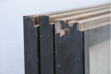 ヴィンテージ建具　昭和中期　海と富士山のモチーフ　組子が入った両面ガラスの書院戸4枚セット　(R-083470)