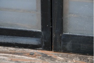 ヴィンテージ建具　昭和中期　海と富士山のモチーフ　組子が入った両面ガラスの書院戸4枚セット　(R-083470)