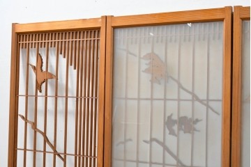 ヴィンテージ建具　昭和中期　組子と彫刻をあしらった片面ガラスの書院戸4枚セット　(R-083471)