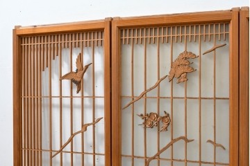 ヴィンテージ建具　昭和中期　組子と彫刻をあしらった片面ガラスの書院戸4枚セット　(R-083471)