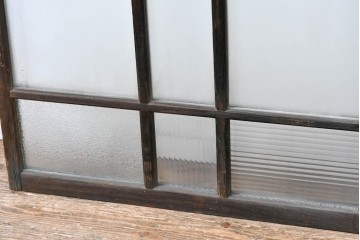 アンティーク建具　昭和初期　デザインガラス入り　素朴な木枠の窓2枚セット　(R-083473)