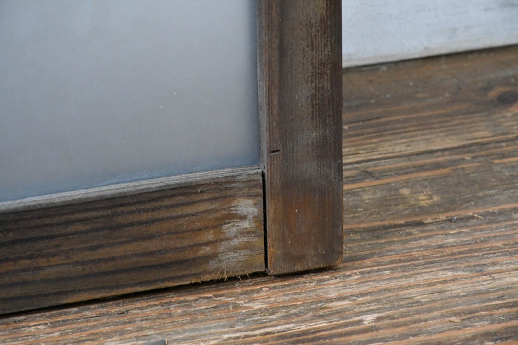 アンティーク建具　昭和初期　デザインガラス入り　素朴な木枠の窓2枚セット　(R-083473)