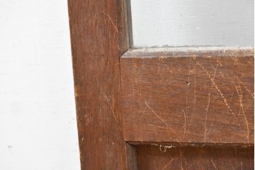 ヴィンテージ建具　昭和中期　レトロ感漂う素朴な木枠が魅力のドア1枚　(R-083474)
