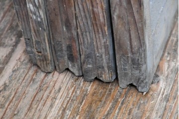 アンティーク建具　昭和初期　素朴な木味のガラス引き戸4枚セット　(R-083476)