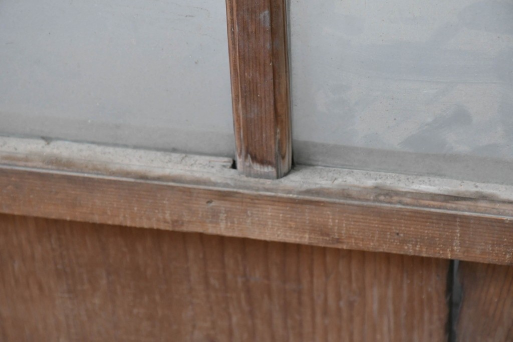 アンティーク建具　昭和初期　素朴な木味のガラス引き戸4枚セット　(R-083476)