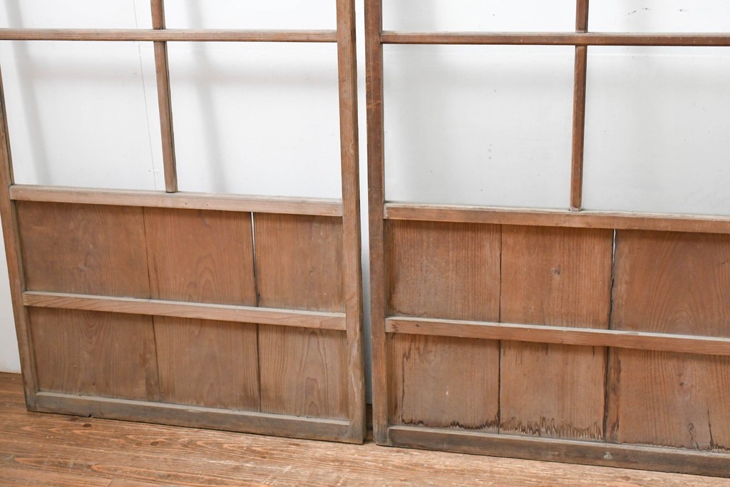 アンティーク建具　昭和初期　素朴な木味のガラス引き戸4枚セット　(R-083476)