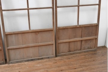アンティーク建具　昭和初期　素朴な木味のガラス引き戸4枚セット　(R-083476)