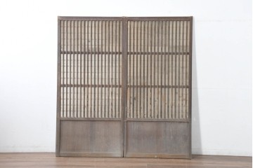 アンティーク建具　明治大正期　古い木味が魅力の裏障子付き格子戸2枚セット　(R-083478)