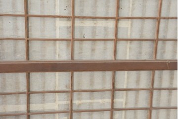 アンティーク建具　明治大正期　古い木味が魅力の裏障子付き格子戸2枚セット　(R-083478)