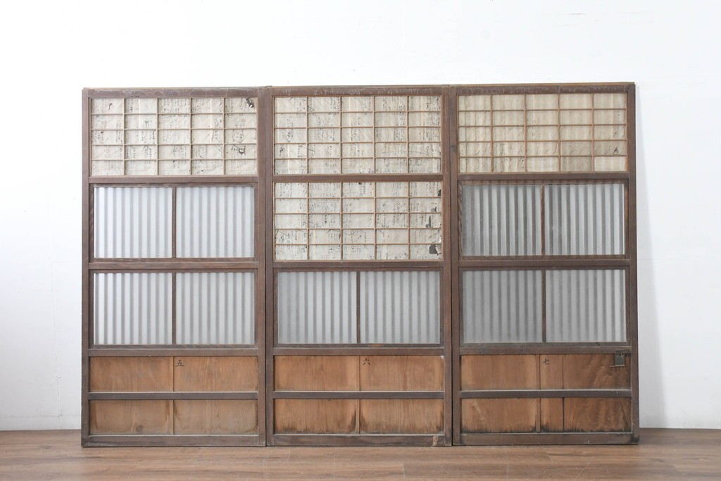 アンティーク建具　裏障子と裏ガラスを組み込んだ格子戸3枚セット　(R-083479)