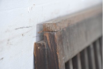 アンティーク建具　明治期　味わいのある木味の裏障子付き格子戸3枚セット　(R-083480)