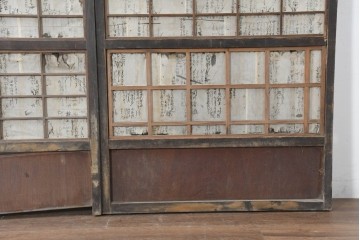 アンティーク建具　明治期　味わいのある木味の裏障子付き格子戸3枚セット　(R-083480)