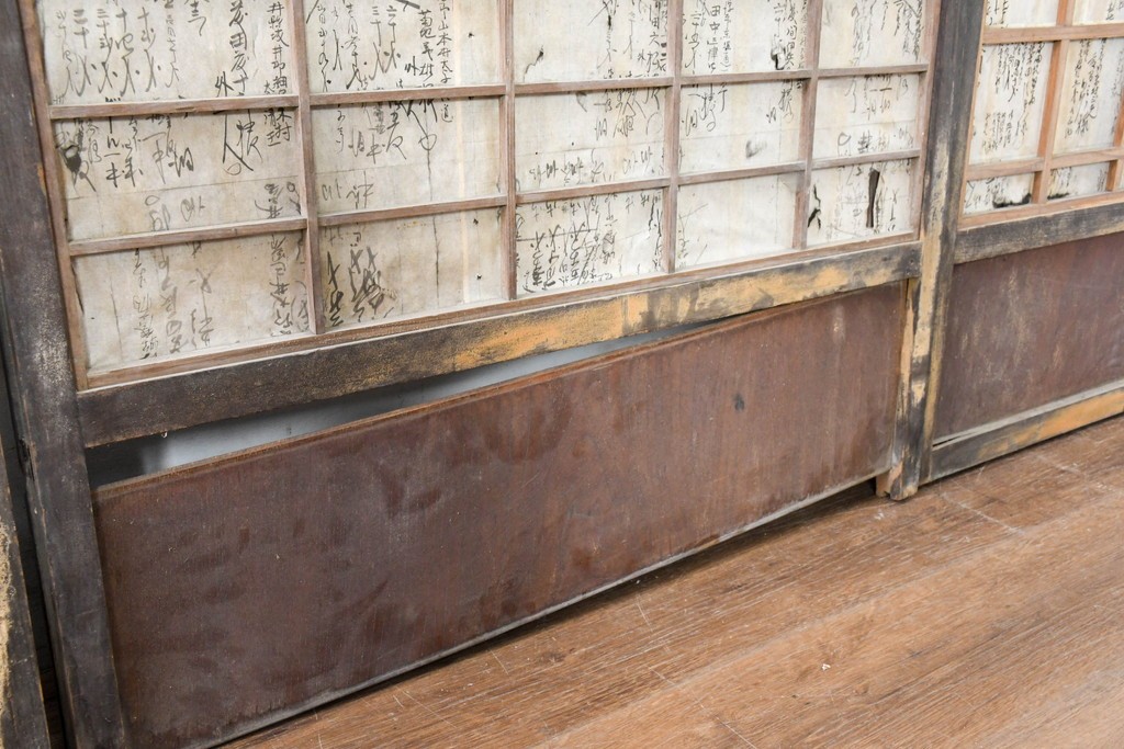 アンティーク建具　明治期　味わいのある木味の裏障子付き格子戸3枚セット　(R-083480)