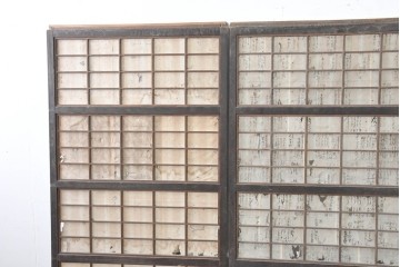 アンティーク建具　明治期　味わいのある木味の裏障子付き格子戸3枚セット　(R-083480)