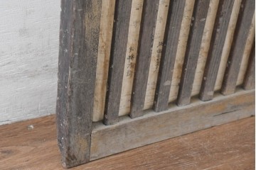 アンティーク建具　奥ゆかしい日本の美を感じさせる格子戸1枚(リペア時障子は張りません)　(R-083481)