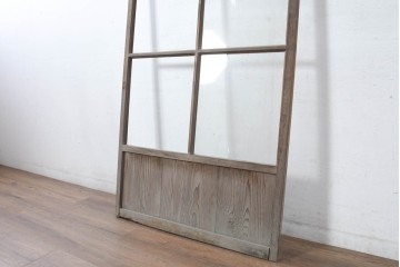 アンティーク建具　昭和初期　ガラス面を大きくとった素朴な引き戸1枚　(R-083482)