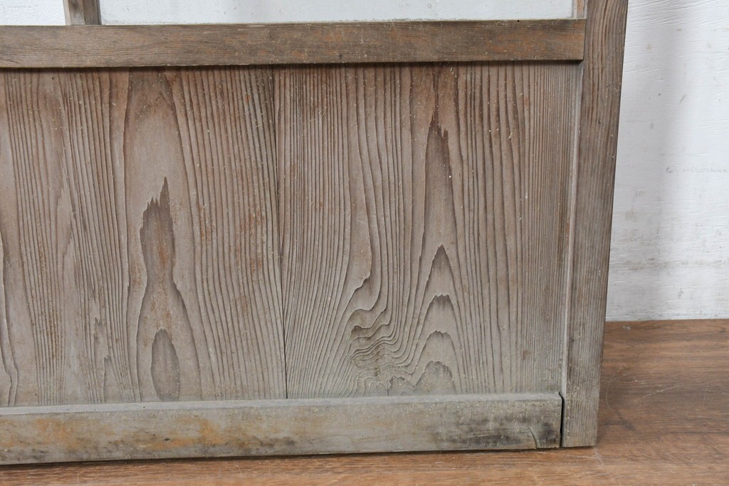 アンティーク建具　昭和初期　ガラス面を大きくとった素朴な引き戸1枚　(R-083482)