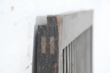アンティーク建具　シンプルでありながらも奥ゆかしい日本の美を感じさせる格子戸1枚(引き戸、障子戸)(リペア時障子は張りません)(R-083489)