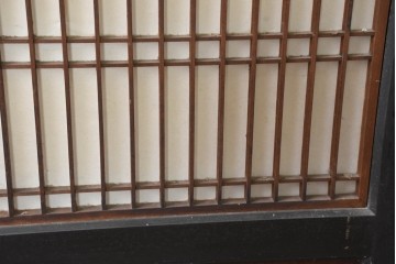 アンティーク建具　明治大正期　重厚な木枠の障子帯戸3枚セット　(R-083491)