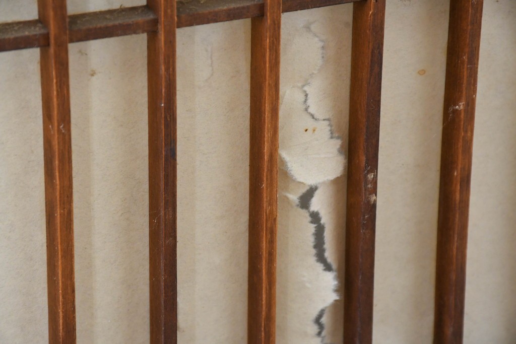 アンティーク建具　明治大正期　重厚な木枠の障子帯戸3枚セット　(R-083491)